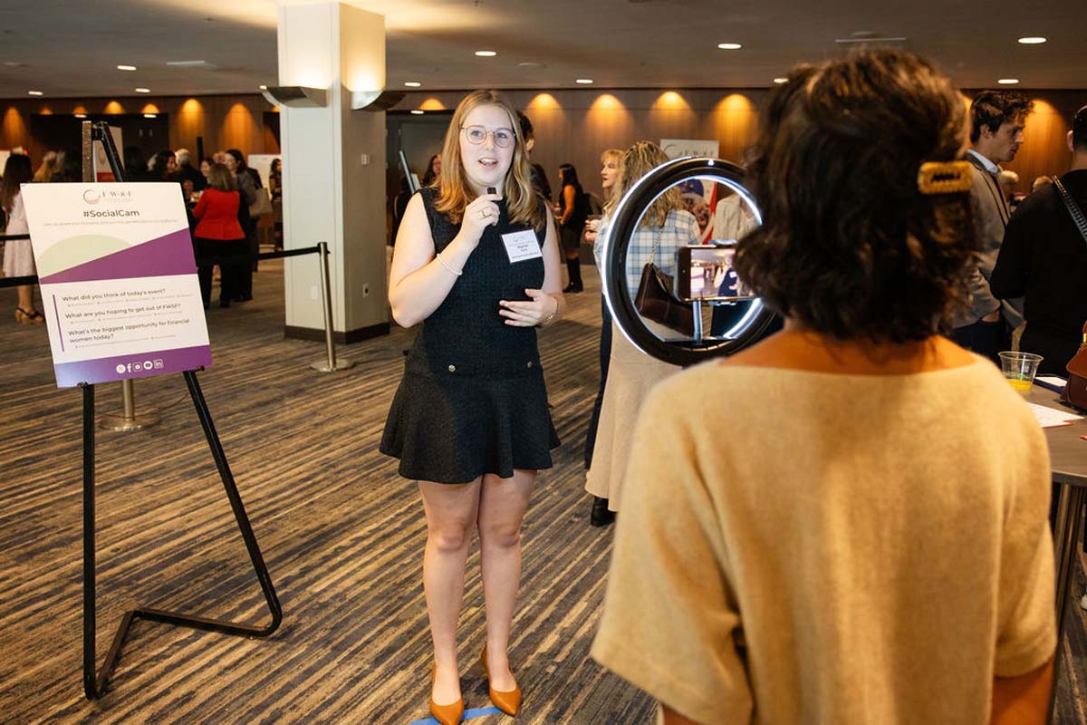 Financial Woman of the Year attendees