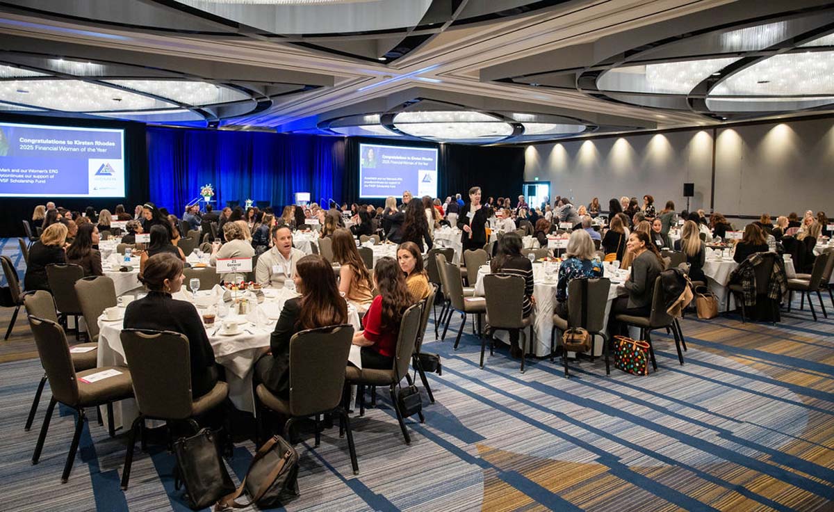 Financial Woman of the Year attendees